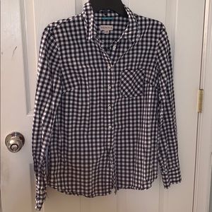 Women’s Checkered button down